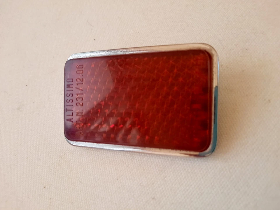 Catarifrangente ALTISSIMO 231/12.06 Alfa Romeo Giulietta TI, Maserati, Ferrari - Immagine 2 di 4