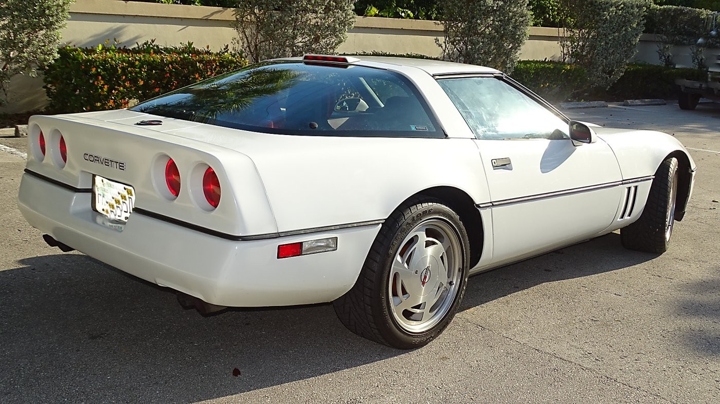 1989 WHITE Chevrolet Corvette   | C4 Corvette Photo 5