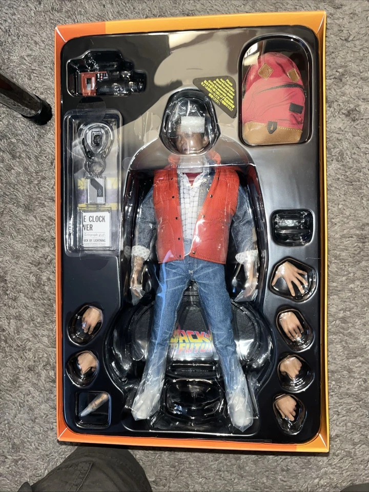 Hot Toys Marty McFly con autógrafo y certificado de autenticidad. Regreso al futuro Foto 4 de 4