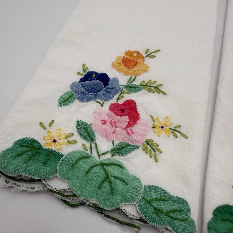 Juego de 2 toallas de té vintage de algodón blancas multicolores bordadas a mano florales Foto 3 de 4