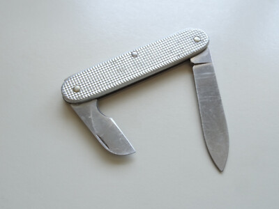 Rare Victorinox Pioneer Apprentice Alox 0.8020.27 Old Cross Silver