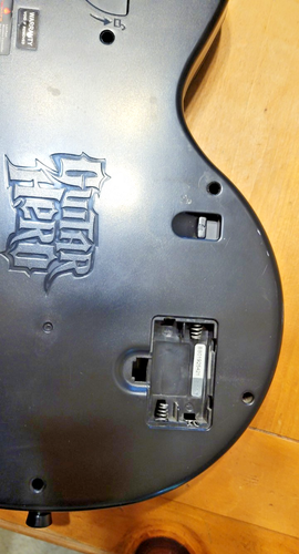 Wireless Les Paul Guitar Hero Controller for Xbox 360, Not Tested, As Is. - Picture 4 of 5