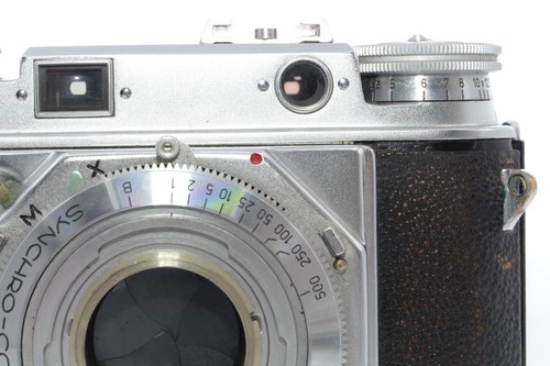 Voigtlander Prominent I with 35mm and 100mm Lenses. Turnit Viewfinder. Instruct. - Picture 12 of 24