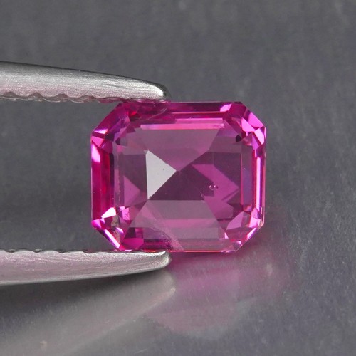 0.95 Ct Glowing Vibrant Pink MAHENGE SPINEL 100% Natural From Tanzania - Picture 2 of 4