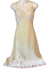 I magnin Lace Ivory Full Slip VTG Size 36