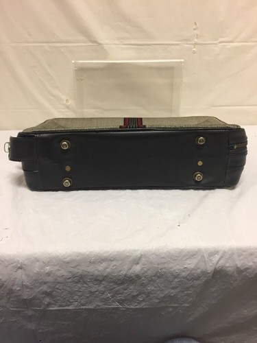 Vintage Carry On Luggage w/ Lock NO KEY Vtg Retro 60s 70s Mad Men Style - Picture 11 of 12