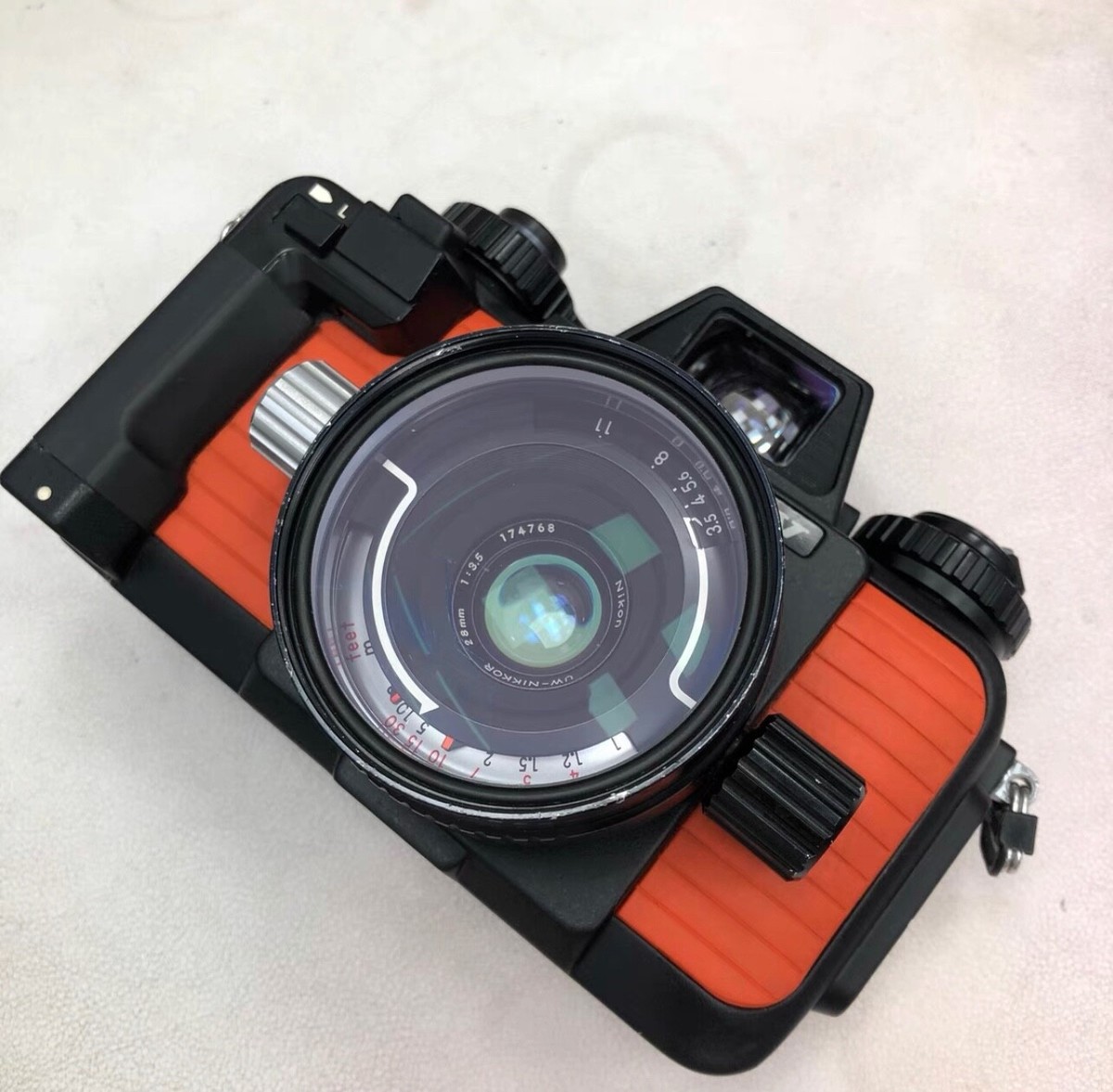 Nikon Nikonos V Underwater 35mm f2.5 Film Camera (Preowned) | eBay Nikon Nikonos V Underwater 35mm f2.5 Film Camera (Preowned) | eBay
