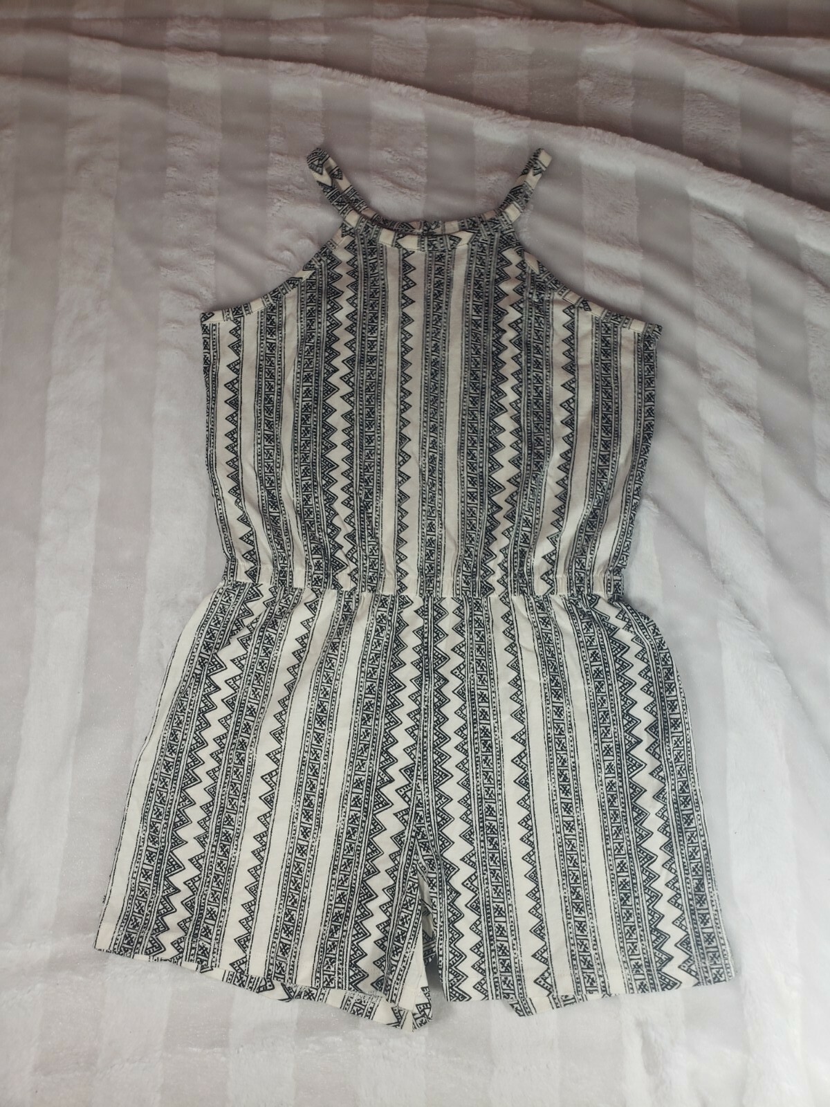 Picture 1 of 10