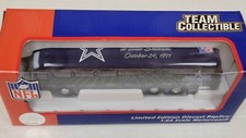 NFL Dallas Cowboys Diecast Motorcoach, NEW (2001 Issue)