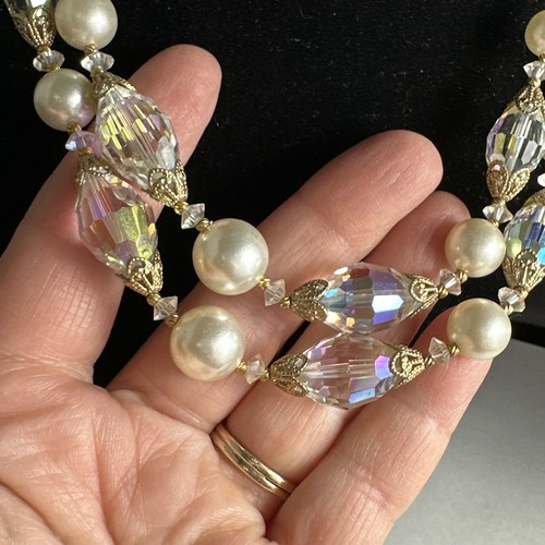 Gorgeous vintage 16 inch double strand Cristal faux pearl necklace - Picture 3 of 11