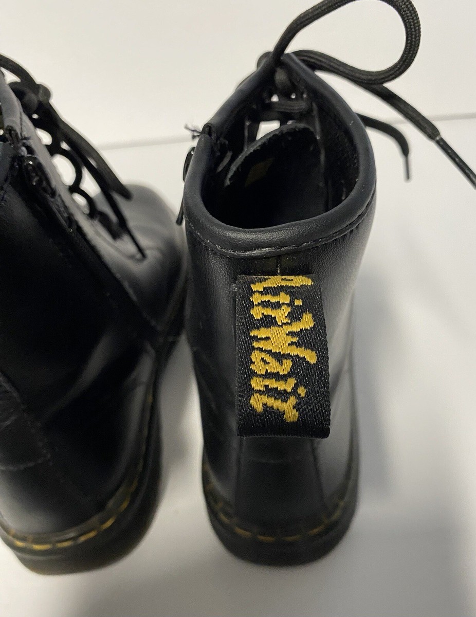 Dr. Martens Airwair AW004 Zipper Leather Combat Boots Black Dr. Martens Airwair AW004 Zipper Leather Combat Boots Black