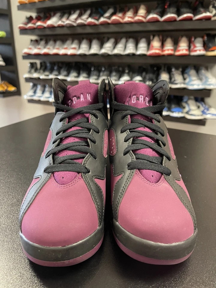 Size 6.5y- Air Jordan 7 Retro GG Black/Mulberry/Wolf Grey/Fuchsia GlowNew - Image 2 of 4