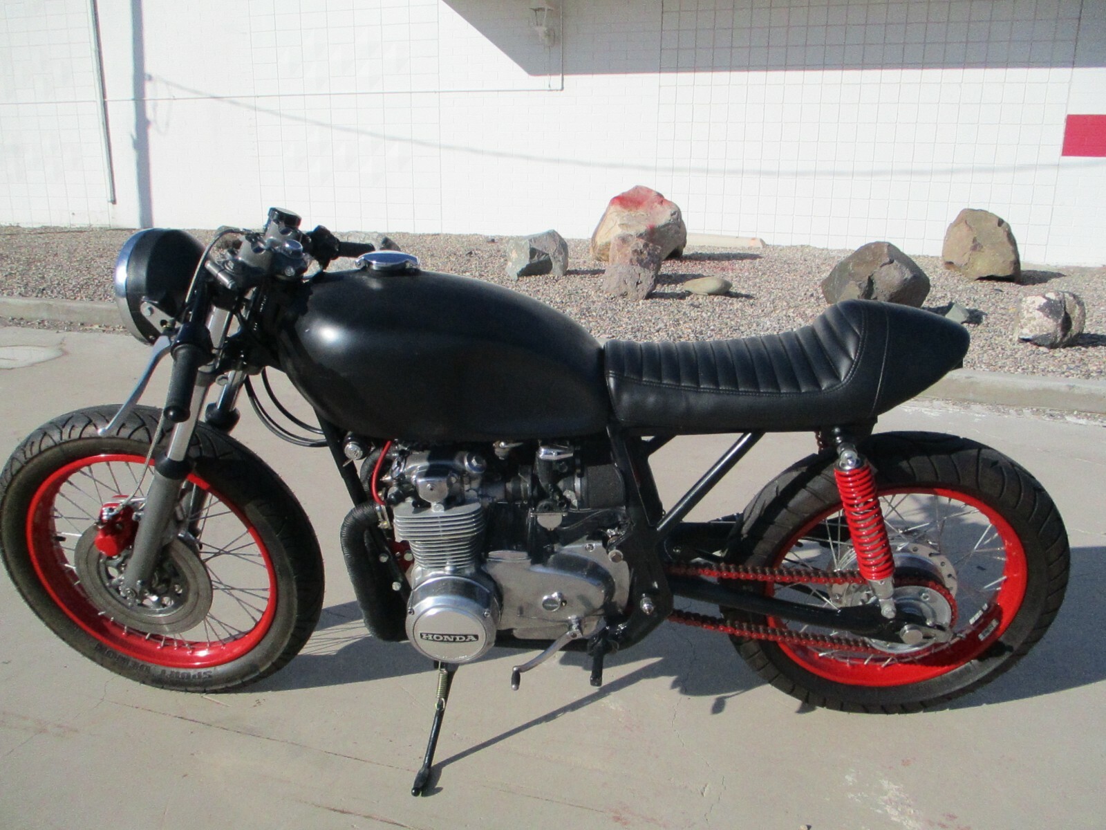 1972 Honda CB  1972 HONDA CB500F - Excellent running condition