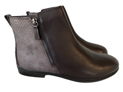 ECCO Touch Women s Brown Leather Ankle Boots Snake Accent Side Zip 40 US 9-9.5 