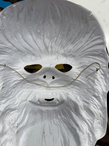 Chewbacca Mask And Costume By Ben Cooper Vintage Star Wars HTF Rare Halloween M - Picture 7 of 11