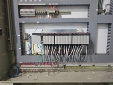 Allen Bradley control logix 1756EN2T, 1756IA16, 1756OA16, 1492-MUA4-A13-A17, lot