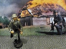 Prewar-German Infantry-Soldier w/Lt Machine Gun-Elastolin-Lineol-Hausser