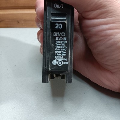 Eaton BR120 20 Amp Circuit Breaker Single Pole