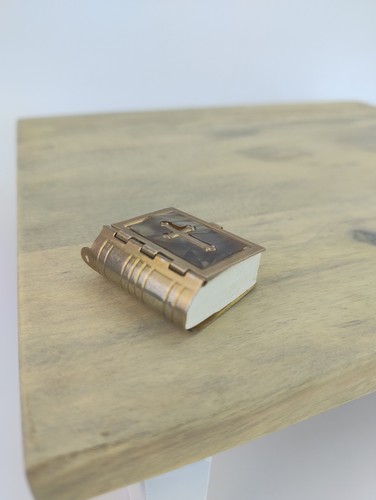 Vintage Miniature Brass Bible New Testament Real Print 205 Pages Great Condition - Picture 3 of 10