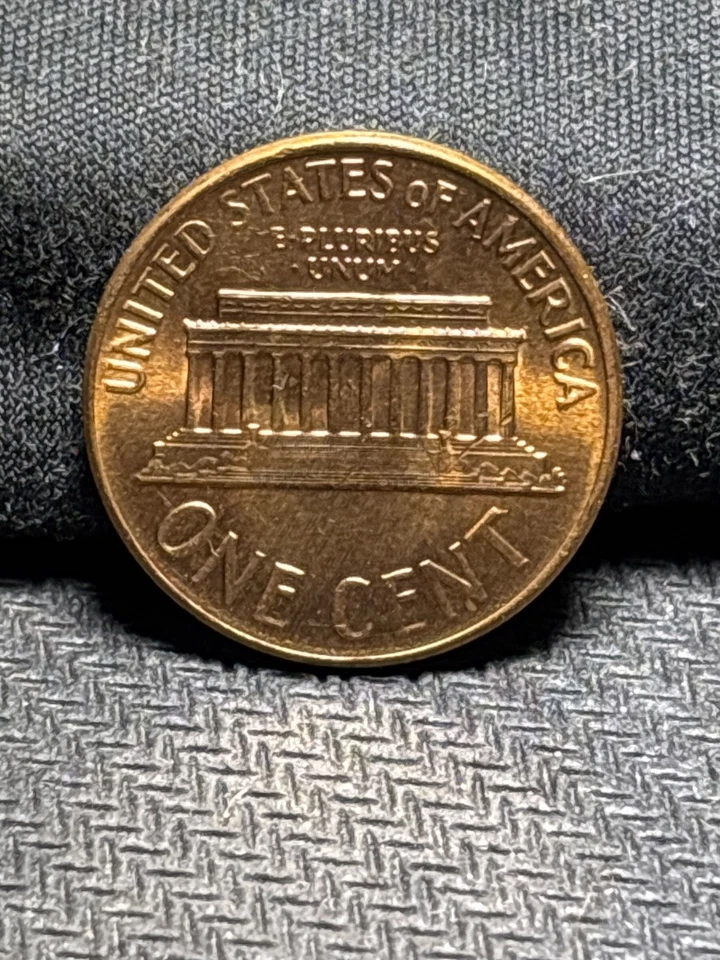 1966 Lincoln Cent – FS-801 DDR – RED – Doubled Die Reverse (ONE CENT / UNITED) - Image 2 of 4