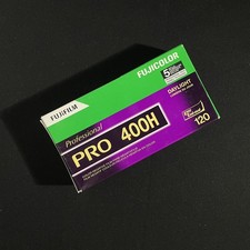 Fuji Pro 400H 120 Film - 5 Rolls/Box, Cold-Stored Exp: 02/2022
