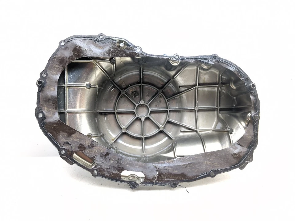 Крышка правостороннего двигателя для Suzuki VZR1800 M109R Boulevard 06–24 годов выпуска - Изображение 2 из 4