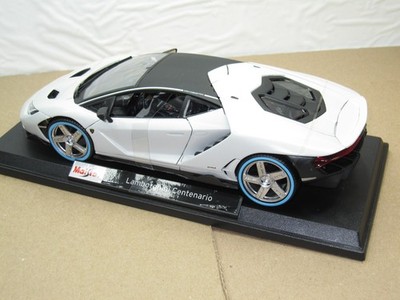 LAMBORGHINI  LP770-4 CENTENARIO MATT WHITE  NEW IN BOX