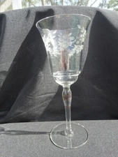 Unknown Maker Gray Cut Flower Leaves Dots 9oz Water Goblet UNK9846 Very Good Con