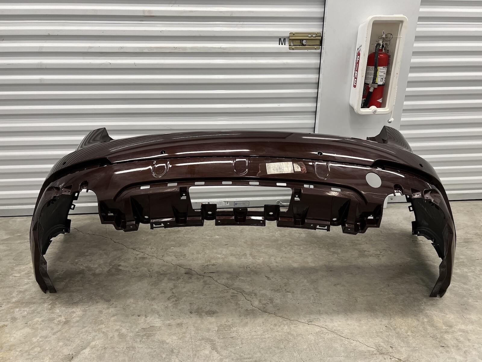 2017 2018 2019 2020 MASERATI LEVANTE REAR  BUMPER COVER USED OEM👍