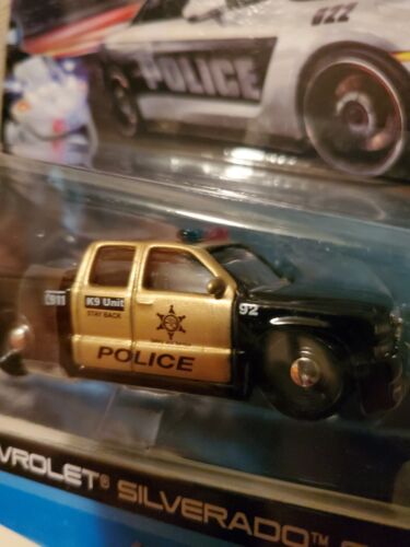 Maisto 2004 Chevrolet Silverado SS Police Truck. Fantastic Display Condition!!!! - Picture 3 of 4