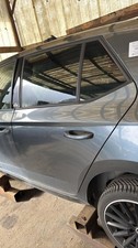 Porte arrière et accessoires Skoda FABIA