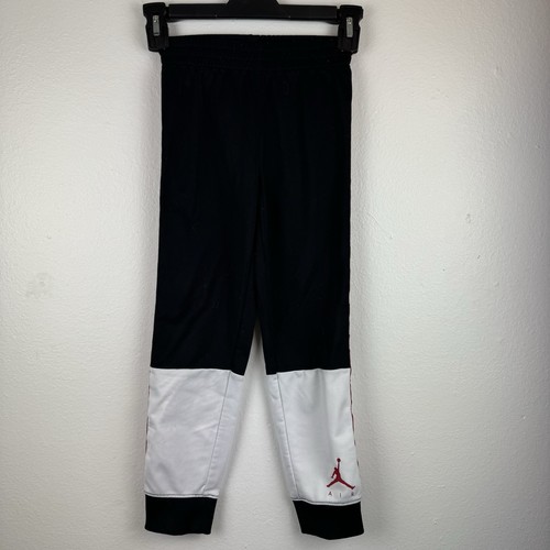 AIR JORDAN Joggers Black/Red/White Jumpman - Childrens 6-7 yrs Youth SZ 7 Large - Picture 2 of 5