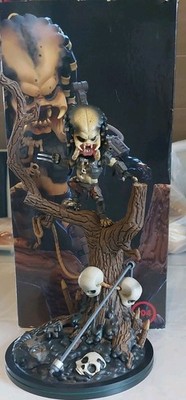 PREDATOR Figur Statue Q-Figures - Quantum Mechanix (Q-Fig) Vinyl Figur - 18 cm  