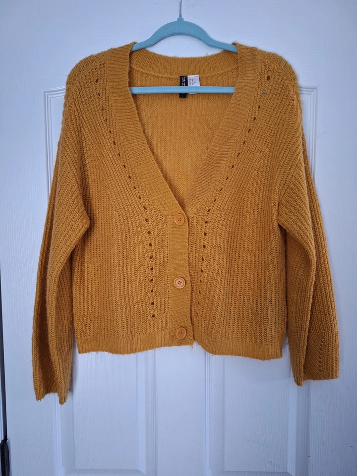 Cardigan Feminino H&M Divided Tamanho M Mostarda Amarelo Tricotado  - Imagem 2 de 4
