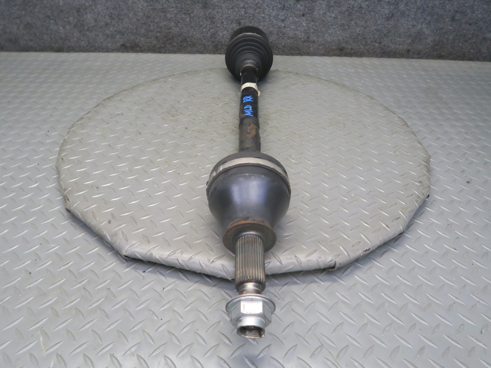 17-20 MASERATI LEVANTE M161 3.0L AWD REAR LEFT OR RIGHT AXLE SHAFT 6700320360