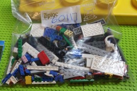 LEGO (60117) CITY: Van & Caravan, Used, 100% complete W/Manuals, No Box