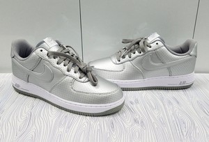 nike air force one metallic silver