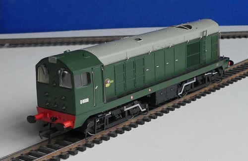 Bachmann 32-027 BR Class 20, No D8000 in BR Green Livery, Excellent+, Boxed - Picture 3 of 10