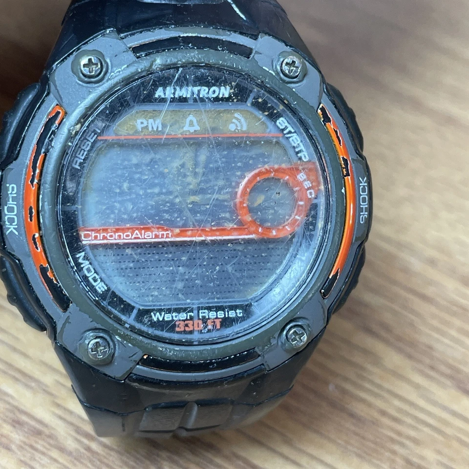 Reloj Pulsera ArmiTron Hombre Negro Banda Silicona Resistente al Agua Digital Cuarzo Foto 2 de 4