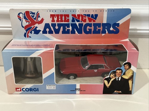Corgi Originals #57405 Gambit's Jaguar XJS with Figure Diecast 2000 - Picture 6 of 9