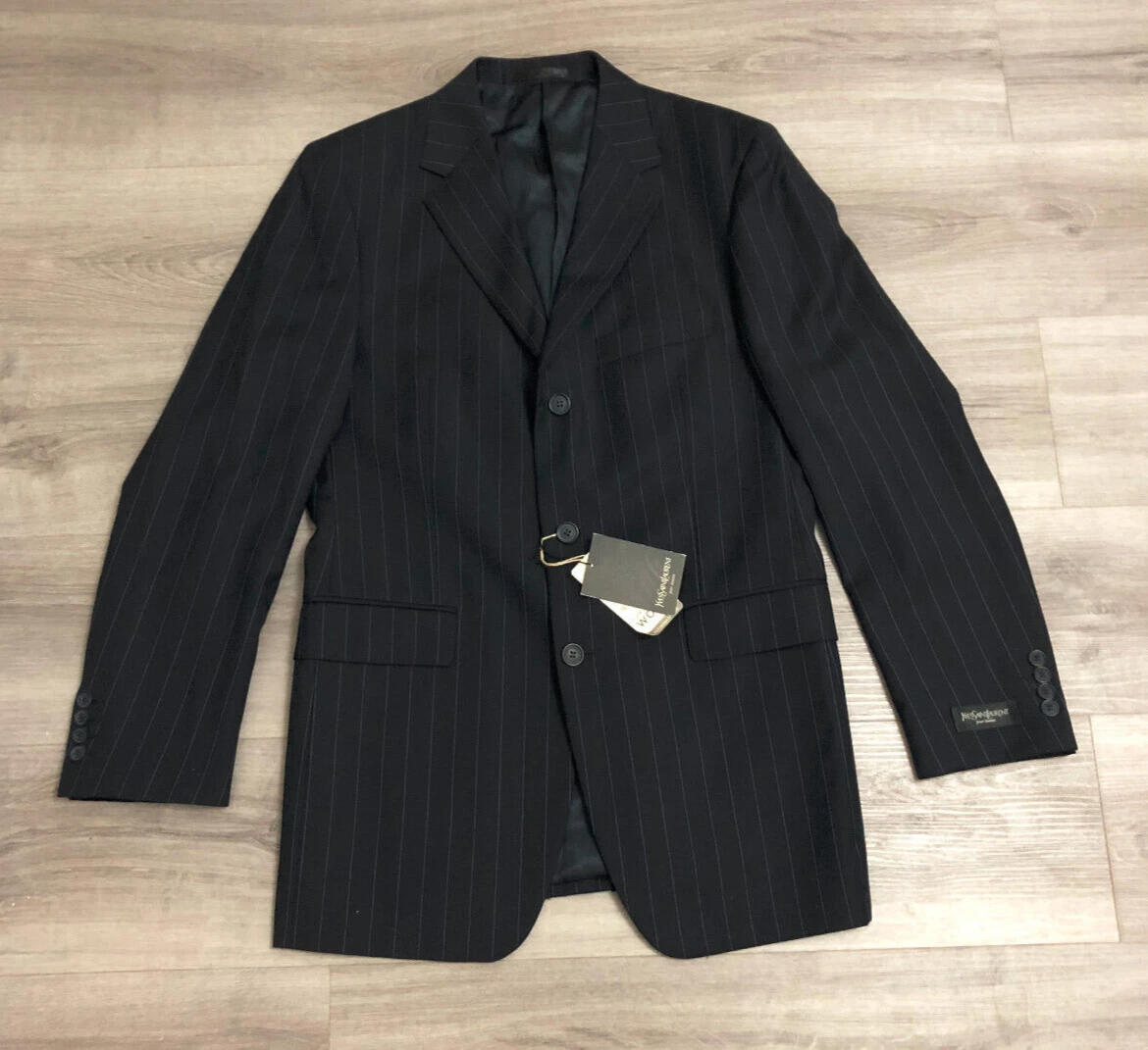 Ysl pin sale for suit