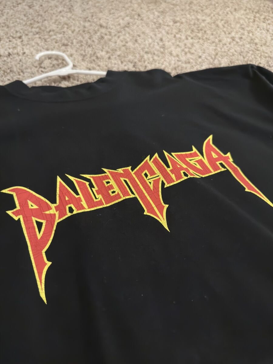 Balenciaga Metal Tee T Shirt Distressed Logo Mens NWOT New Balenciaga Metal Tee T Shirt Distressed Logo Mens NWOT New