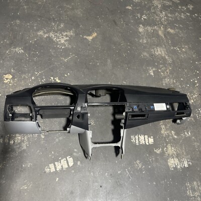 2004 - 2007 BMW E60 525I 530I FRONT INTERIOR DASHBOARD DASH PANEL BLACK 7063275