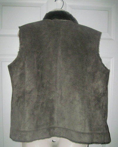 Bette & Court Womens Large Gray Faux Suede Leather Vest with Faux Fur Linning - Picture 3 of 21