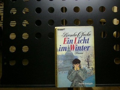 Ein Licht im Winter Clarke, Brenda :