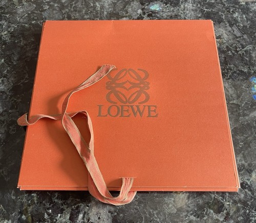 Vtg Loewe Madrid 100% Silk Scarf Tapices Reales NIB Floral Vase Fruit Square - Picture 18 of 23