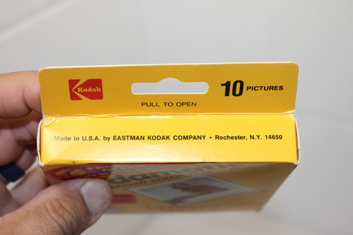 New Kodak Kodamatic Instant Color Film Expired 1984 Unopened! DISPLAY ONLY!! - Picture 2 of 9