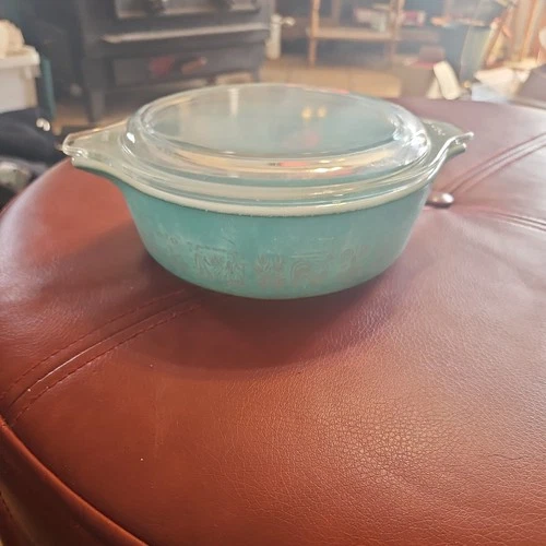 PYREX Amish Butterprint Turquoise 471 1 Pint Dish Casserole Glass Lid 470-C