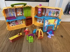 Furchester Hotel Playset Bundle Elmo Figures Accessories Suitcase Hasbro Toy