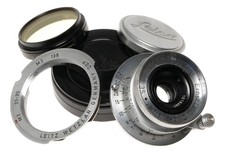 Leica Summaron 35mm f/3.5 Lens with Accessories
